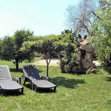 Depandance Con Piscina In Vicino Porto Cesareo בית נופש קופרטינו